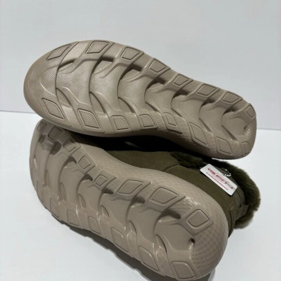 Skechers Women’s On The Go City 2 - Cozy Vibe Olive Winter Boots, Size 8.5 M - Picture 6 of 7
